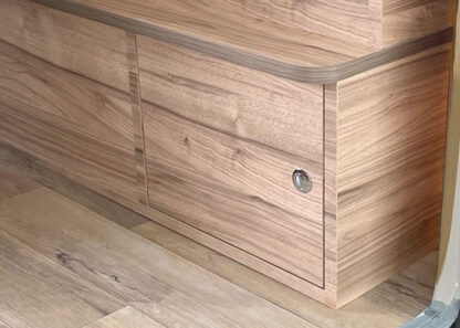 Chiusura a scatto di alta qualità con funzione di impugnatura, in lega di zinco (ZDC), superficie: cromata, versione: ovale, DPL-OV-CR. Chiusura a scatto solida per camper, barca e molto altro, di Sugatsune / LAMP® (Giappone) - immagine 10