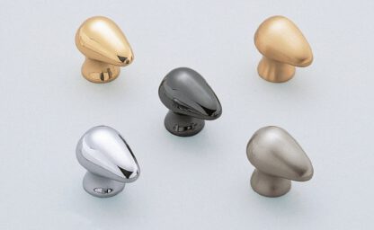 Manico in ottone di alta qualità, superficie: nichel nero, 28,5 mm (1,2") B046-30BN. Pomello maniglia in ottone per cassetto, anta mobili, mobile cucina, armadio ufficio e molto altro, di Sugatsune / LAMP® (Giappone) - immagine 3