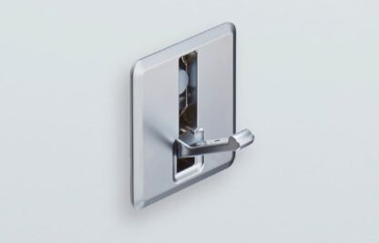 Gancio a cerniera quadrata a molla di alta qualità per incasso, superficie: cromato, 52 mm (2,1"), NF-K52-CR. Gancio pieghevole quadrato con chiusura automatica, per tinyhouse, camper, yacht e molto altro, di Sugatsune / LAMP® (Giappone) - immagine 3